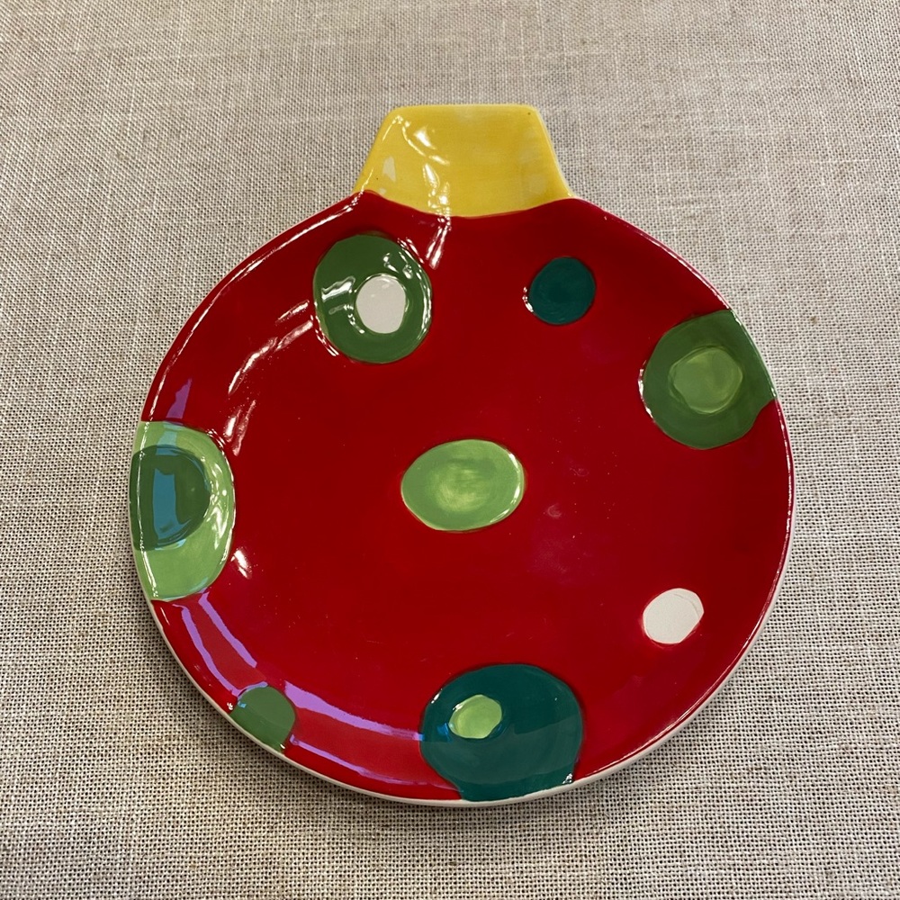 TAG decorative appetizer plate for the Christmas holidays.
